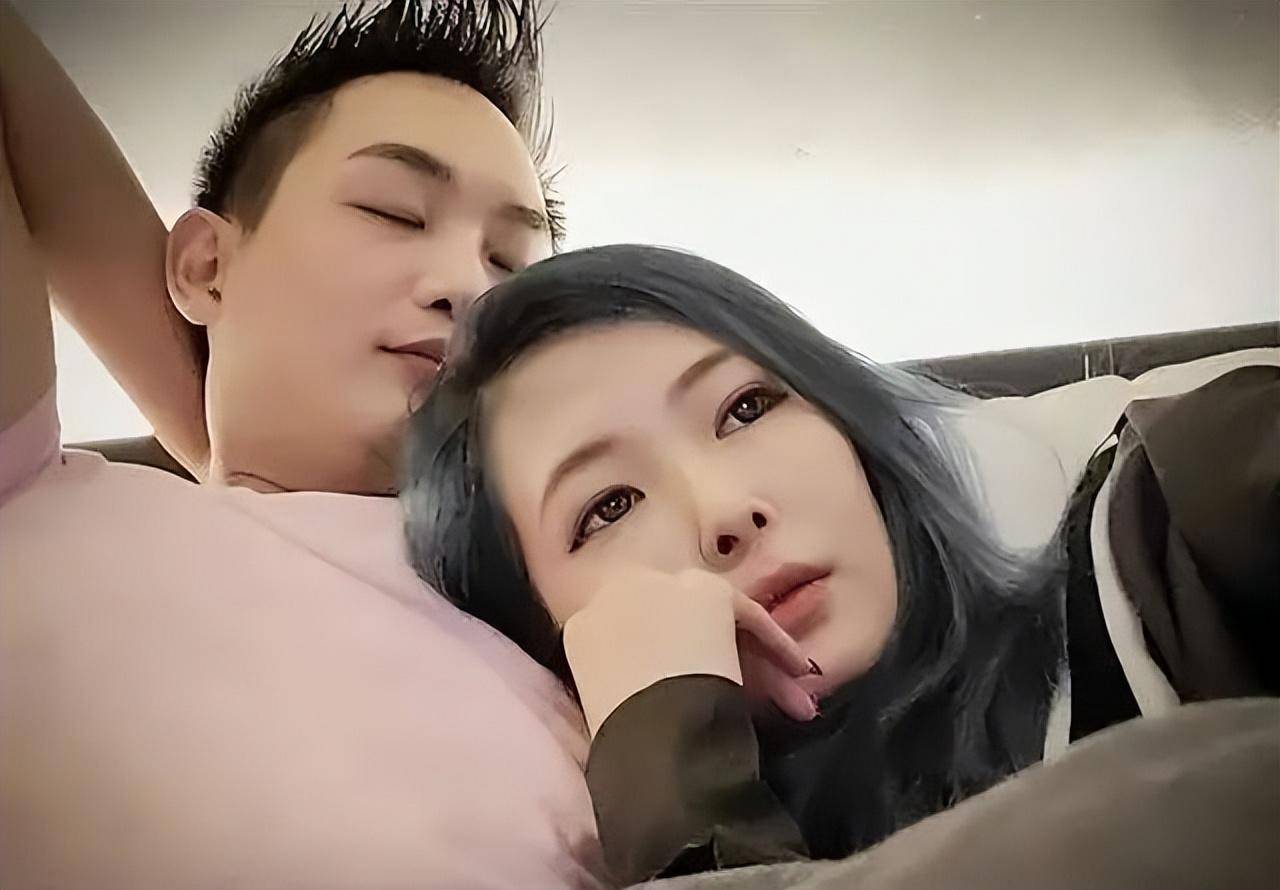 令欧弟罗志祥反目的makiyo结婚了!劈腿私奔被判刑的她收心了?