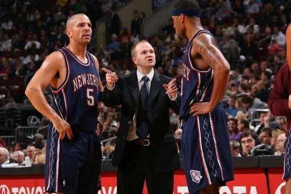 04年活塞队的平民神话,用团队精神战胜极致个人!_防守_赛季_普林斯