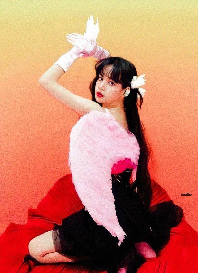 blackpink圣诞粉红装扮太好看了!_jennie_音色_lisa
