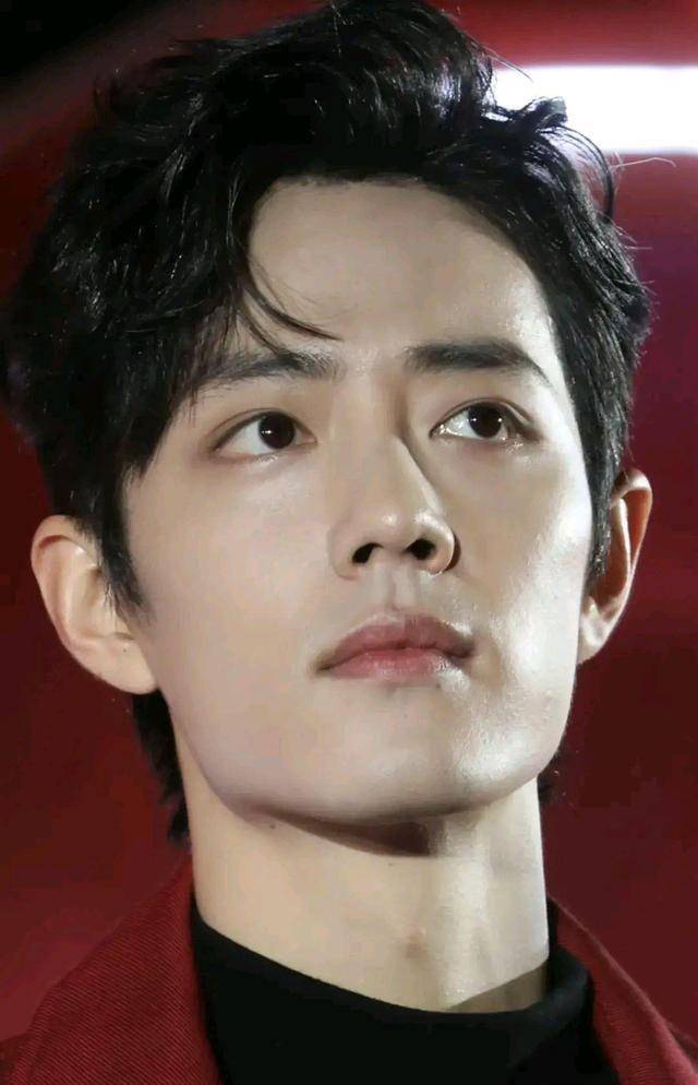 别人独家爆料是绯闻,肖战独家爆料是干饭也是无奈之举_自律_媒体_明星