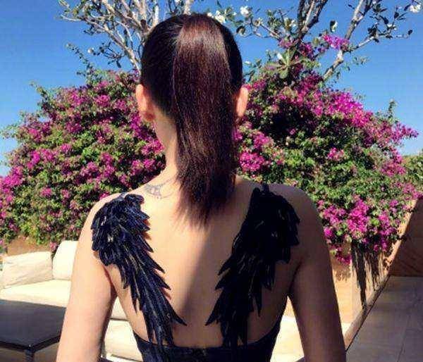 蒋欣_飞吻_年龄