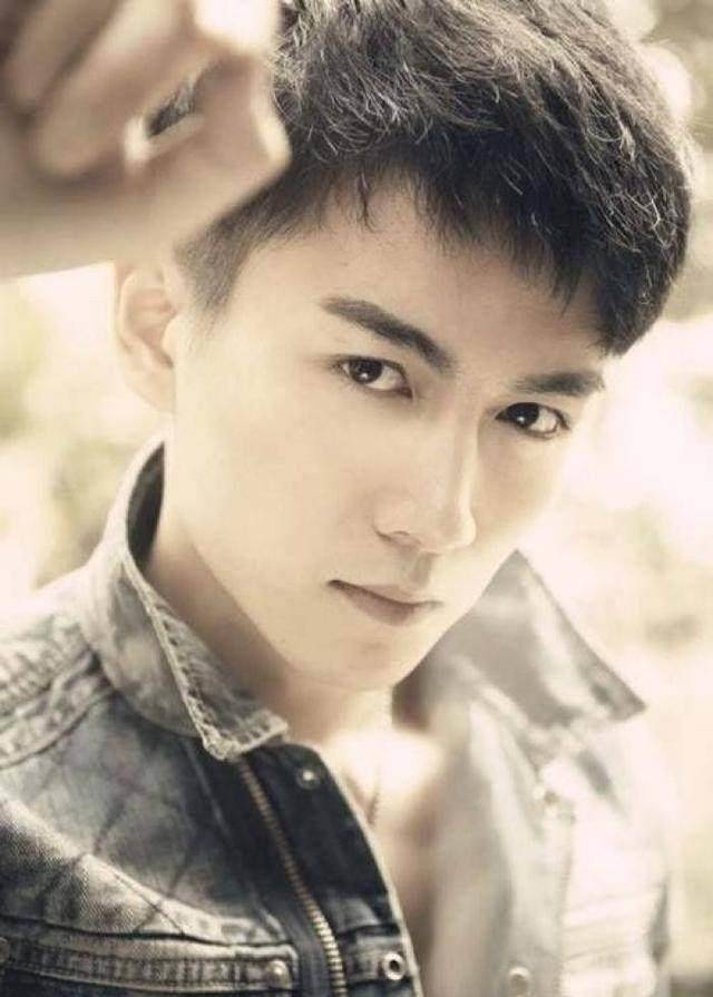 陈妍希真的是拥有了一个宝,如此全能的陈晓哪能不喜欢网页也是笑称