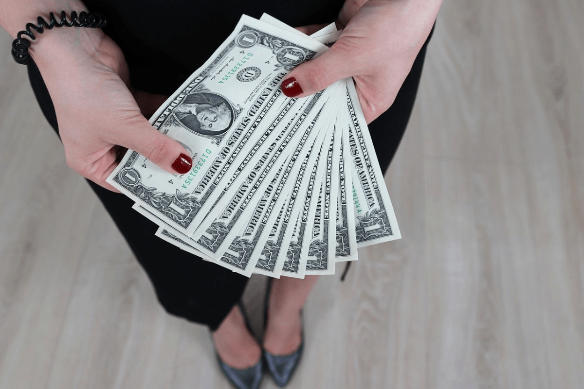 为什么美元、澳元都要用刀来称呼，有什么含义？_搜狐网