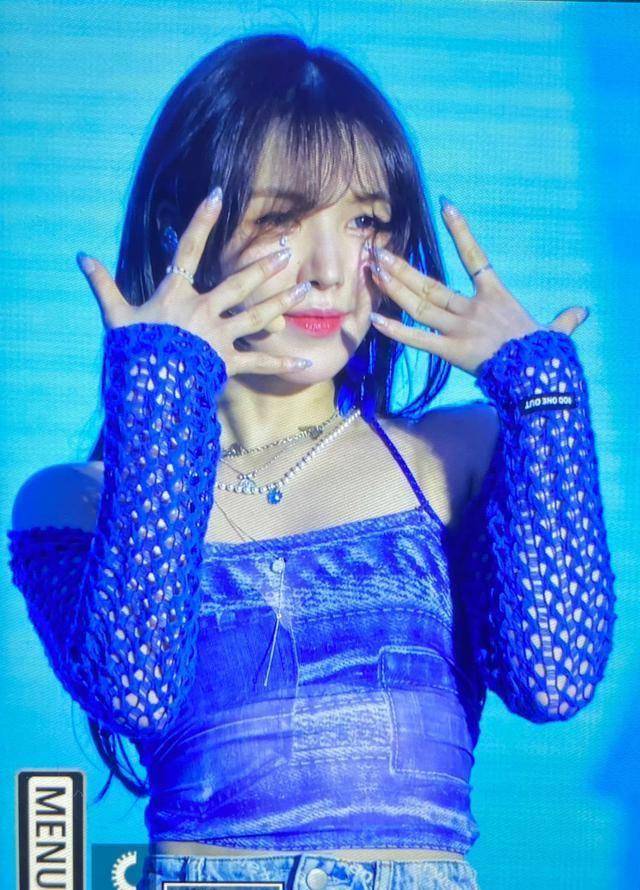 wendy生图好美,谁不喜欢这样元气又治愈的美少女呢_舞台_服装_的设计