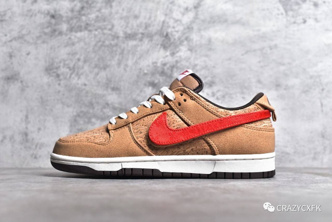 耐克clot x nike sb dunk low 20th 联名软木塞换钩低帮运动鞋_swoosh