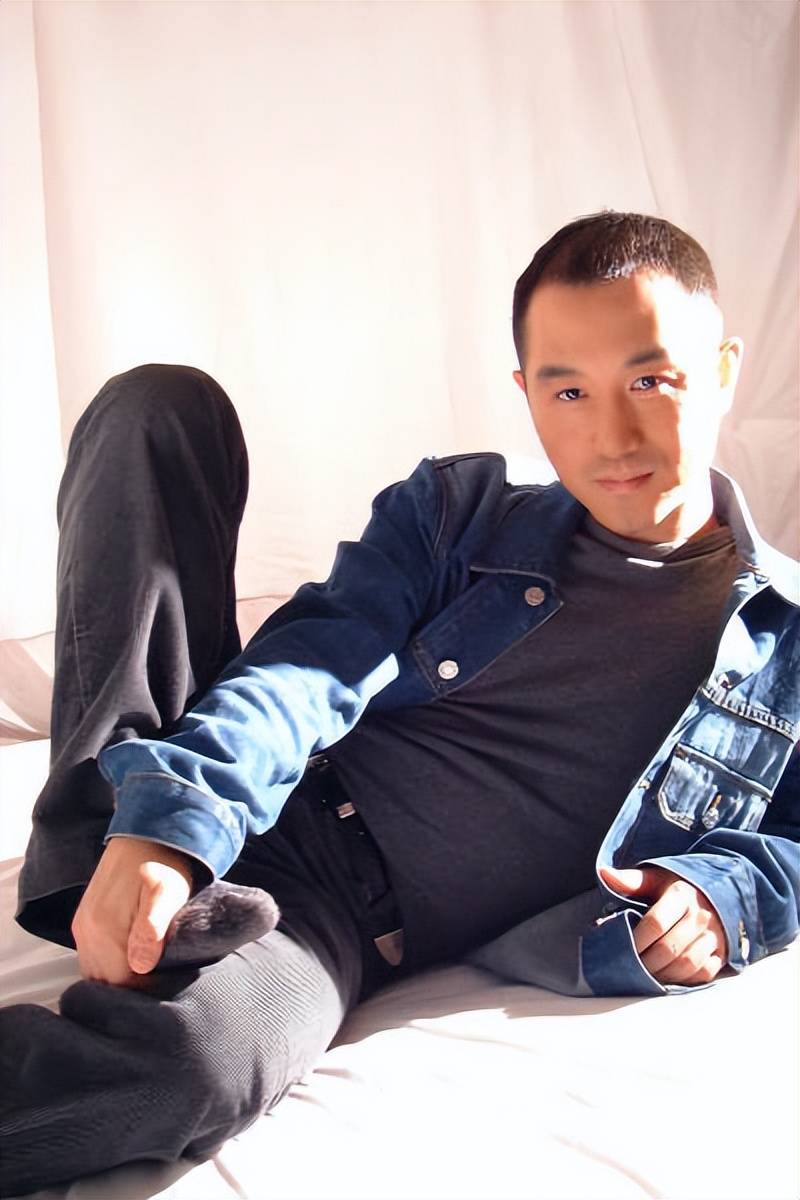 著名歌手高枫,去世21年后,妹妹定居美国,父母的坚持让人泪目