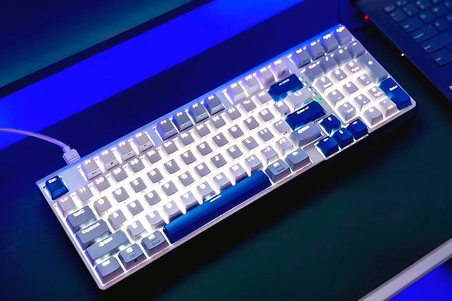 杜伽K615w 97键机械键盘实测:晶莹剔透的背后是满满幸福感