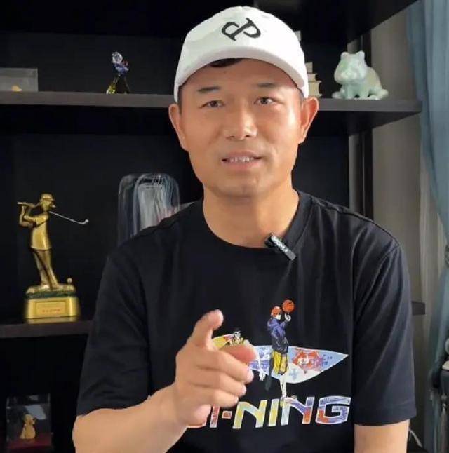 钓王邓刚:当网红坐拥3000万粉丝,凭啥被称为"钓鱼界的天花板"_徐银舟