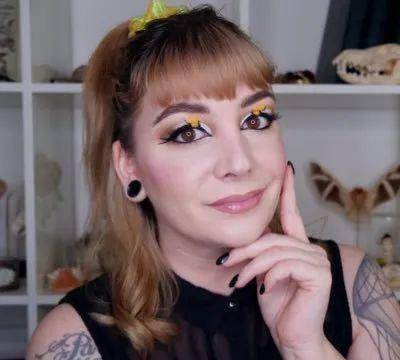 法国90后美女靠心理学走红:解析犯罪过程与想法_索尼娅·卢_视频_you