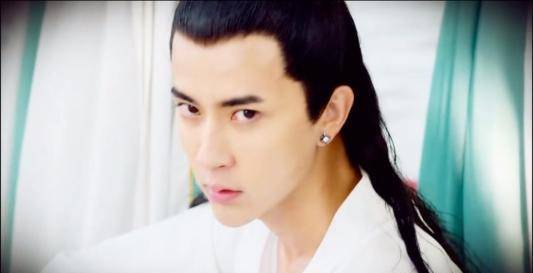 低调_受伤_电视剧