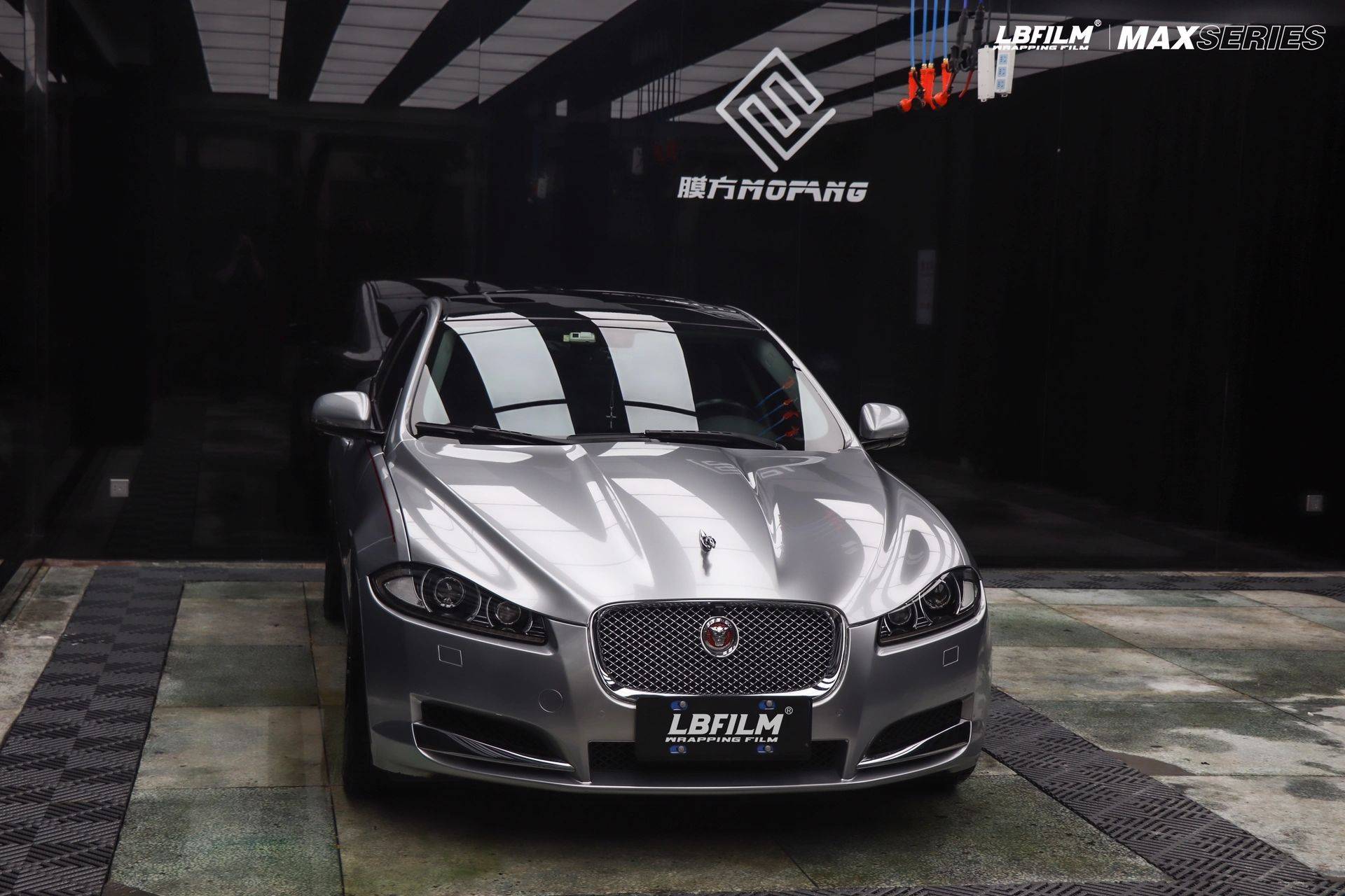 捷豹lb改色膜液态金属铝水银,银色系真的很帅_搜狐汽车_搜狐网