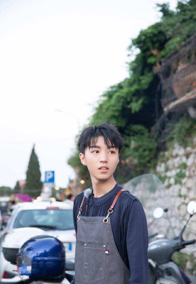 为何收视越高评分越低,这条评论堪称真相帝_黄晓明_杨紫_王俊凯