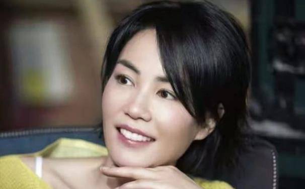 王菲被曝将和李威龙结婚,梁小龙还送上祝福?谢霆锋隔空回应!