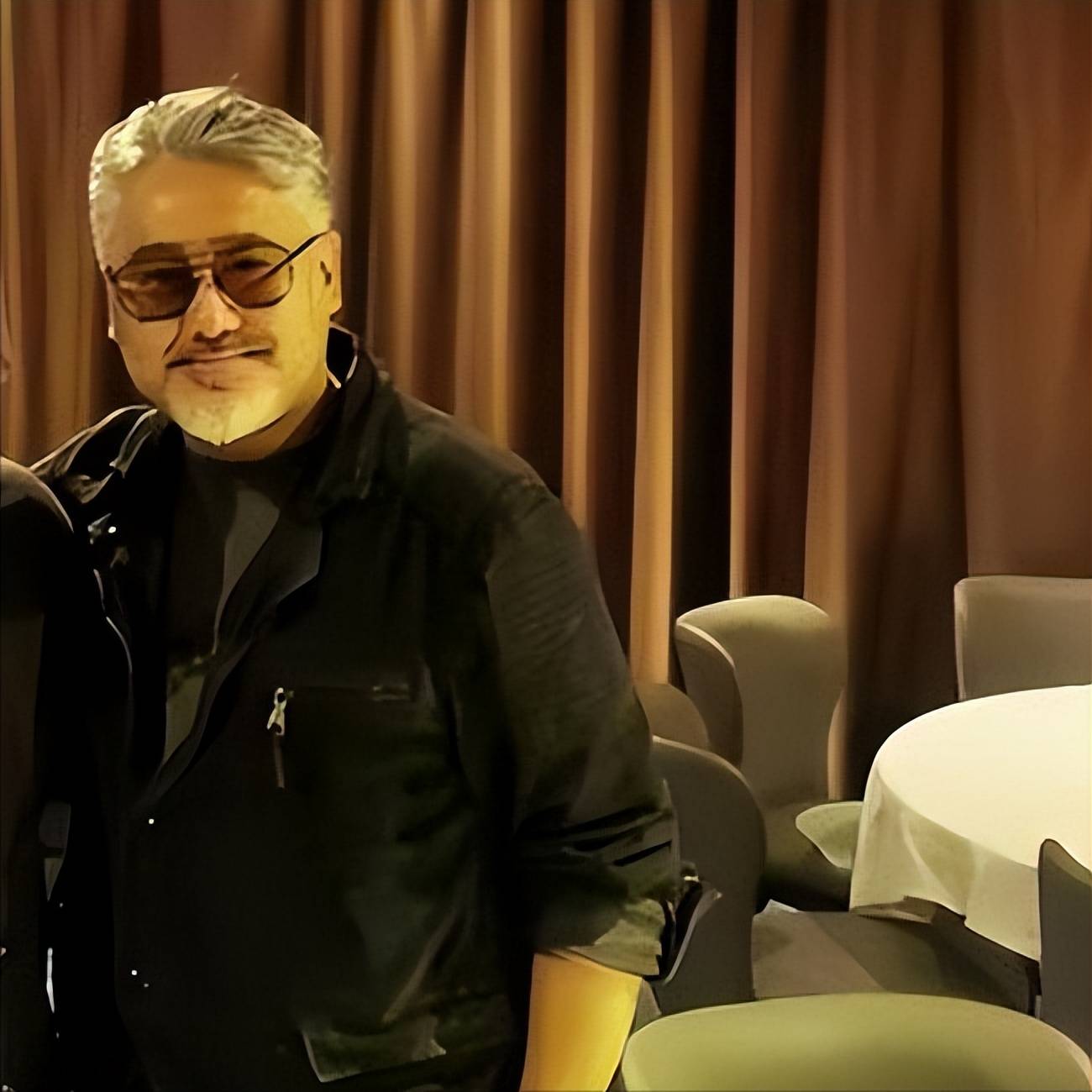 事实证明,54岁移居美国的吴秀波,俨然变成了"肥胖油腻男"_梦想_照片