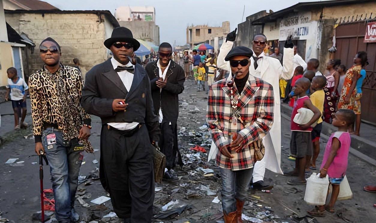 萨普文化:一群站在垃圾堆上的绅士们