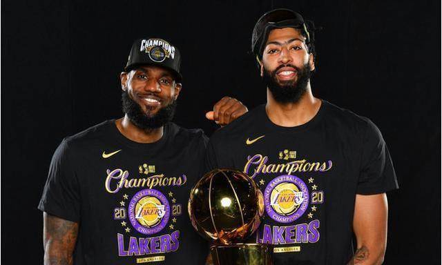 留守紫金军团!美名记:浓眉哥将跳出合同,然后和湖人队续约!