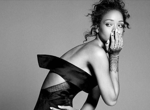 蕾哈娜甩富商男友,却获上万人点赞,只因为蕾哈娜有这个杀手锏_校园