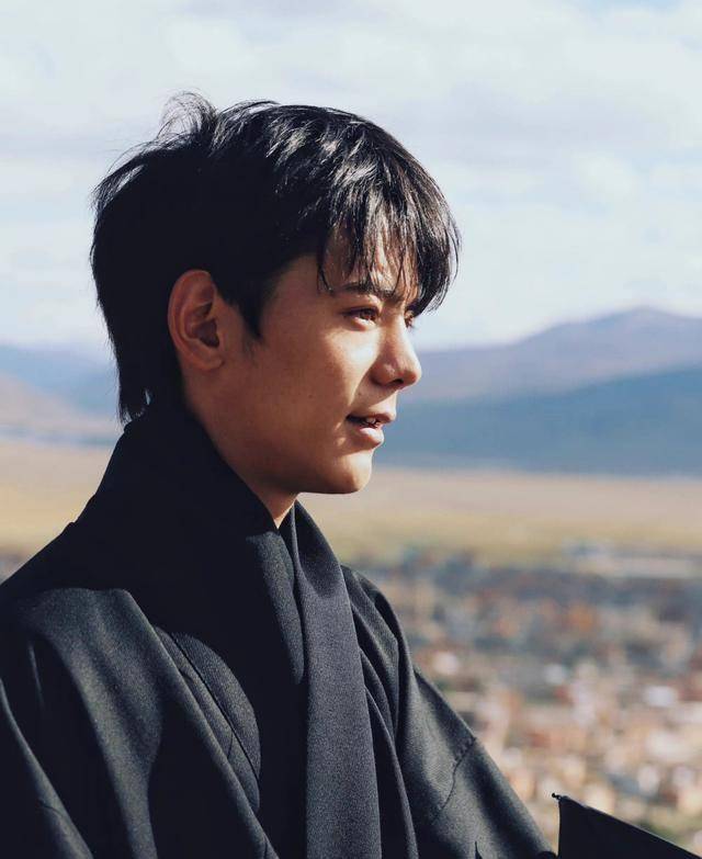 在丁真身上,我们看到了一个人的能量能够有多大,希望生活中的每个人都