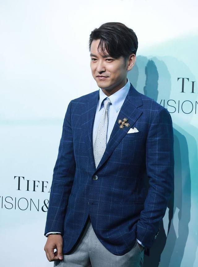 《飞哥战队》由袁文康,许瑶璇,王文思,王俊鹏主演,曾晓欣执导的电影