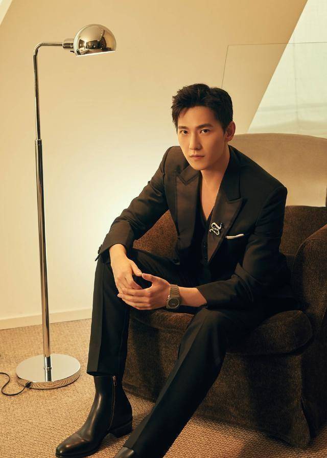 明星搞笑反差萌!_王一博_杨洋_高冷男