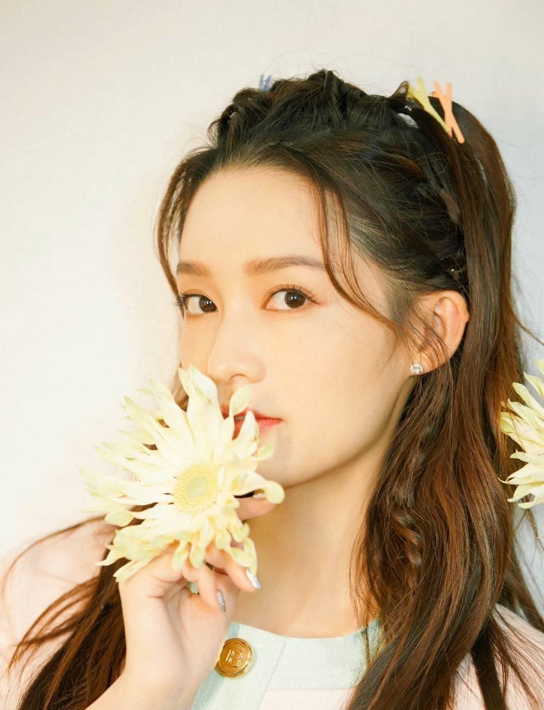 气质女神李沁:感动不等于感情,更要有爱的勇气和离开的底气_朋友_伴侣