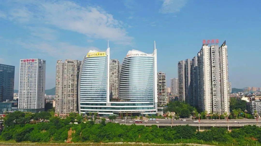 四川天府银行积极投身公益事业,累计捐赠金额超1亿元_社会_体育_凉山