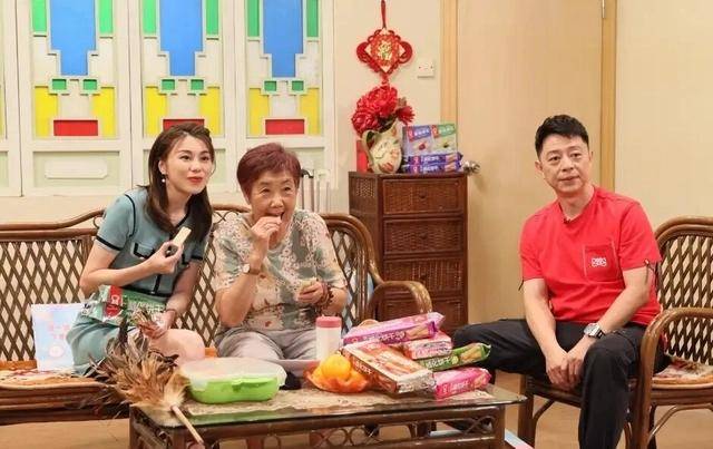 阮星航如今也已经52岁了,早在十几年之前,他就已经结婚,与女子婚后诞