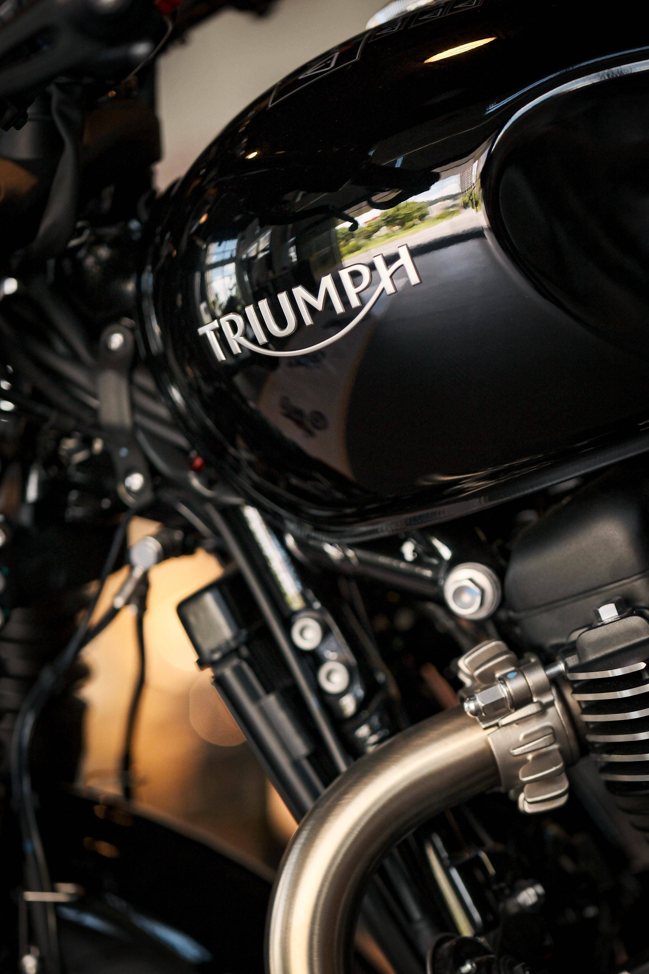 英伦绅士 凯旋bobber|贵阳到店实拍_搜狐汽车_搜狐网