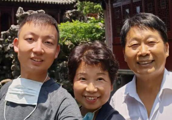 杜新枝一家决定去九江过年,疑似要跟许敏较劲,熊磊尚未表态_姚策_房子