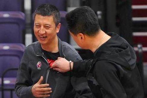 李春江送嘱托,郭士强得回报,马布里再被收拾_广州队_李京龙_北控