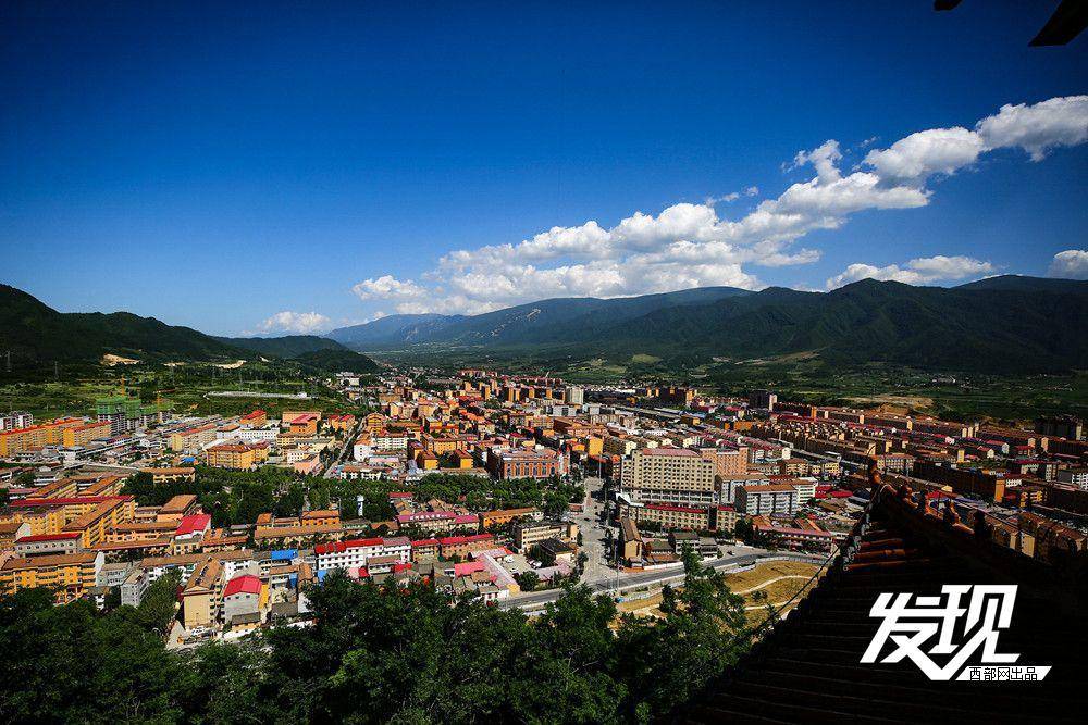 在陕西太白,感受19℃的夏天!_花海_秦岭_咀头镇