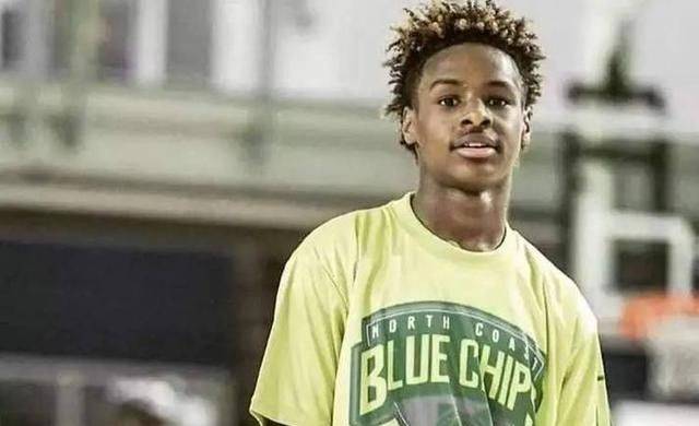 父子同台竞技梦想要破碎了_布朗尼_训练_詹皇