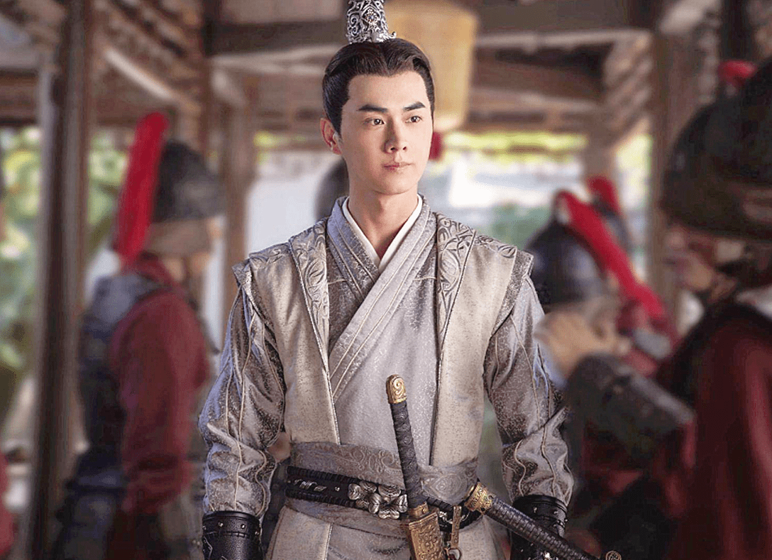 前三的三大强者分别是东瀛的浮屠三圣,御赐天龙杨昀春,血域无戒魔僧