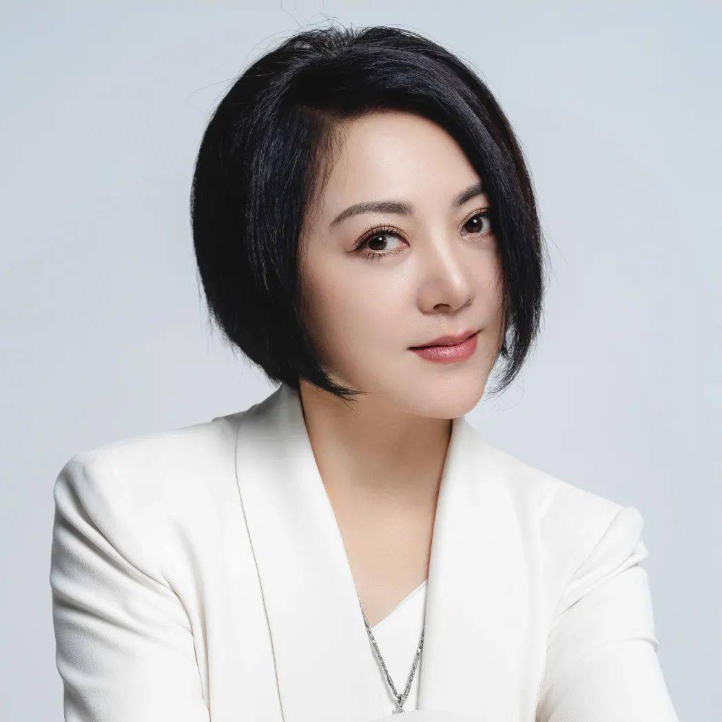 越剧名家陈颖:冲破阻力嫁给刘觉,无儿无女的老少配幸福吗?