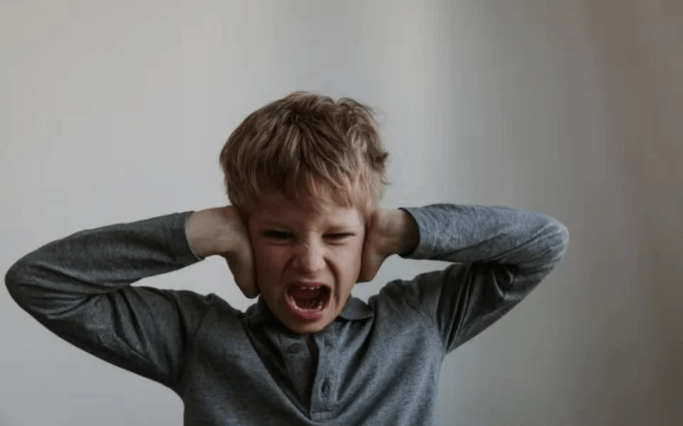 九州金榜 | 孩子脾气暴躁怎么管教,如何引导孩子学会控制脾气_家长