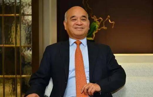 买233架飞机出租,手握15条高速,还有存款108亿_郑志亮_王婕妤_郑裕彤