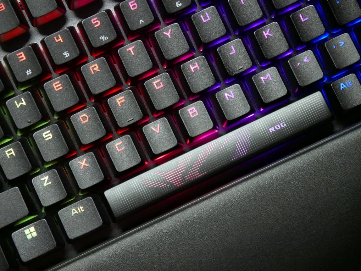 配列又进一步——rog 游侠2 98 无线三模键盘_按键_方面_白轴