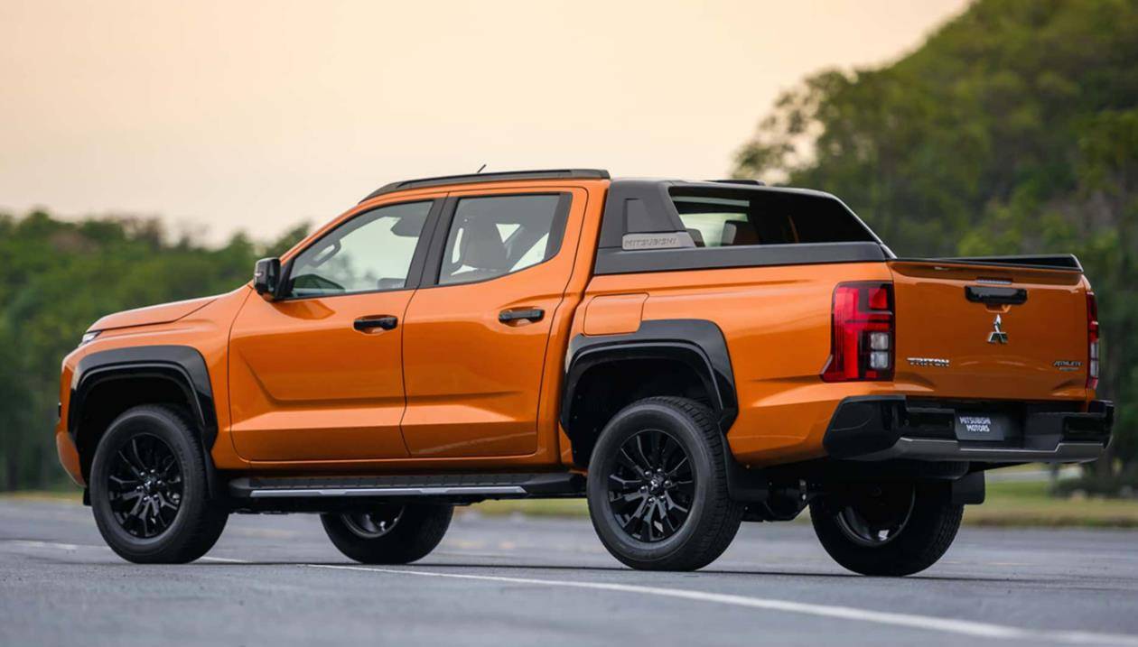 4t 第二代超选四驱,全新一代三菱l200官图发布_搜狐汽车_搜狐网