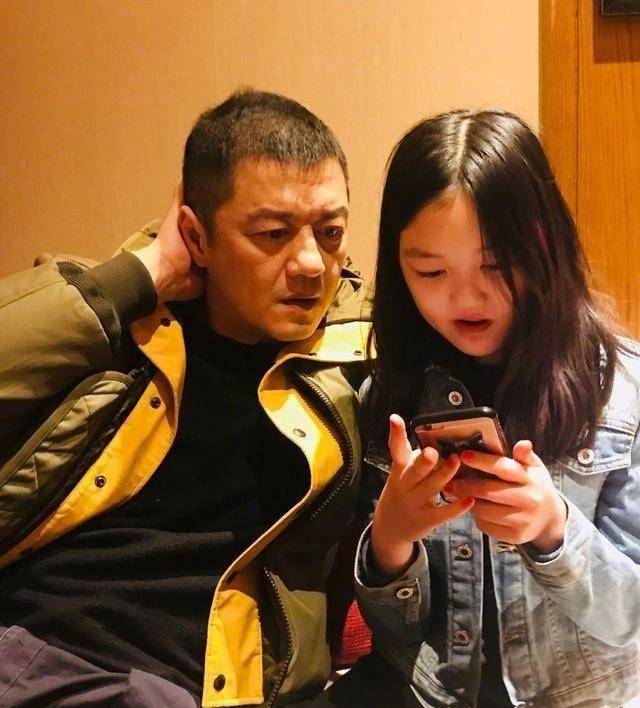 李嫣_窦靖童_女友