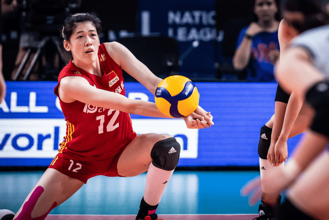 国际排联发文盛赞,李盈莹是中国女排国家队的核心!