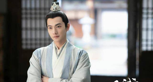 杨洋粉丝败好感,听不进劝告反而怒怼观众,古装还得是天涯四美_演技