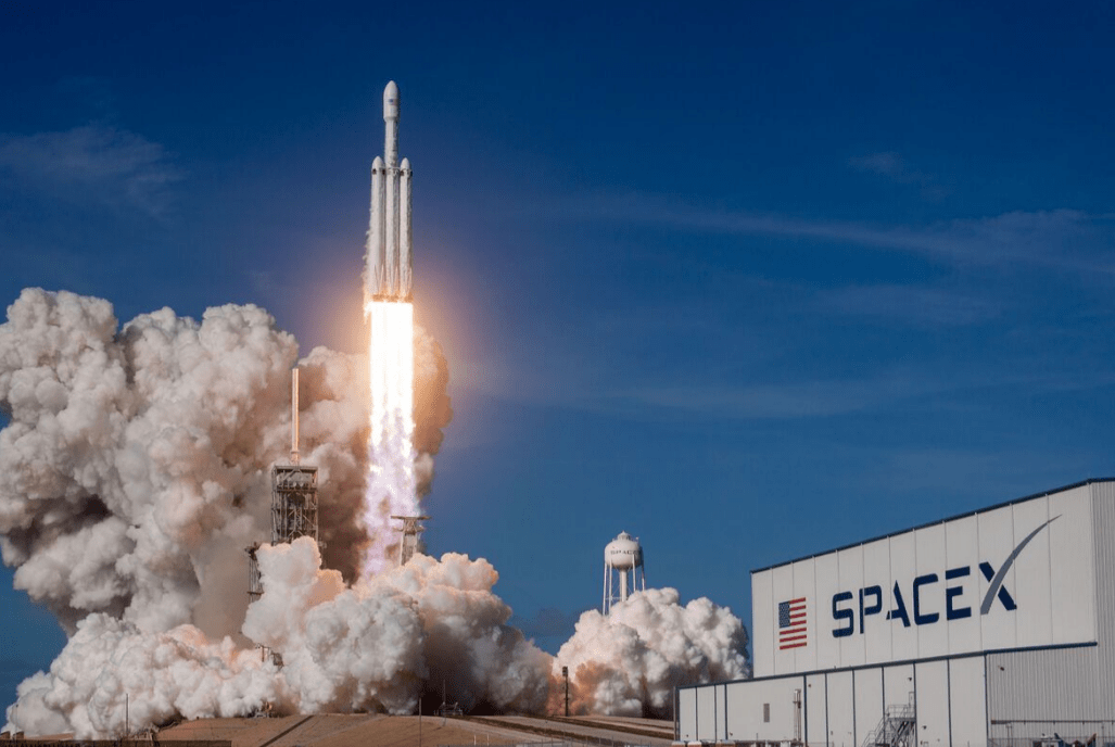 spacex用"重型猎鹰"将最重商业卫星"木星3号"发射入轨_运载火箭_成功