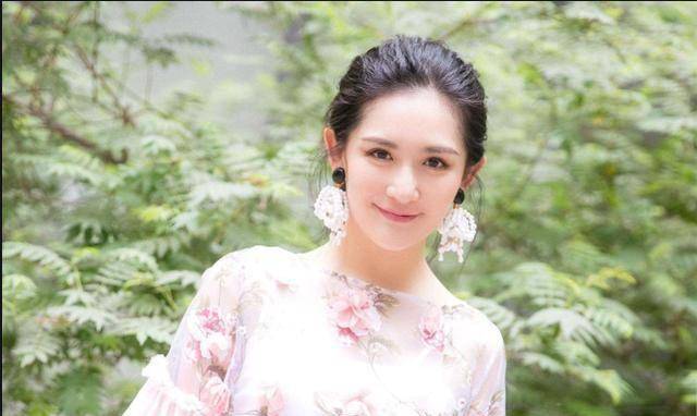 谢娜生产全过程曝光:双胞胎每人体重五斤多,张杰何炅在产房陪伴_孩子