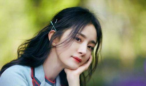 杨幂遭代拍恶意拍摄,剧组率先做出反应,明星隐私问题被讨论_生活_行为
