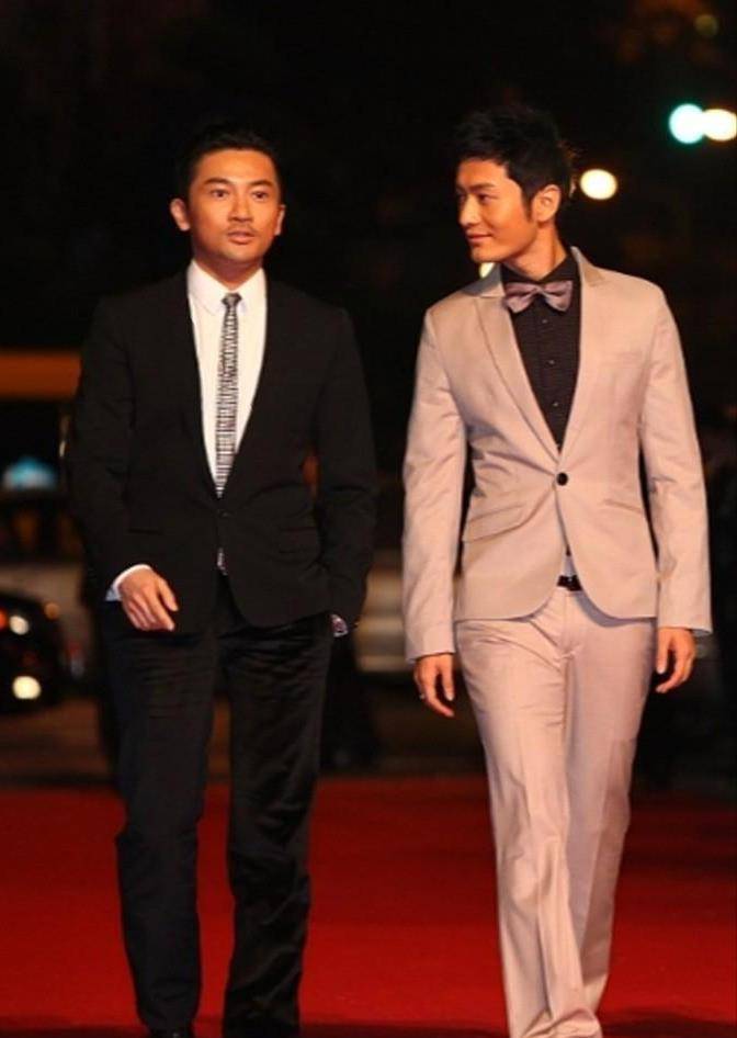 杨洋的假身高,热巴的假屁股,刘涛的假牙,明星们还有什么是真的_身材