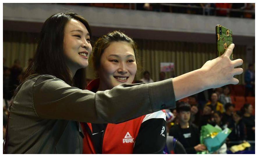 朱婷不回来 巴黎奥运会主攻线会是 新世纪后中国女排最弱一次_惠若琪