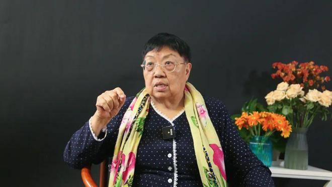 红船专访丨开国上将贺炳炎之女贺北生:不用敬礼的"独臂战将"_父亲