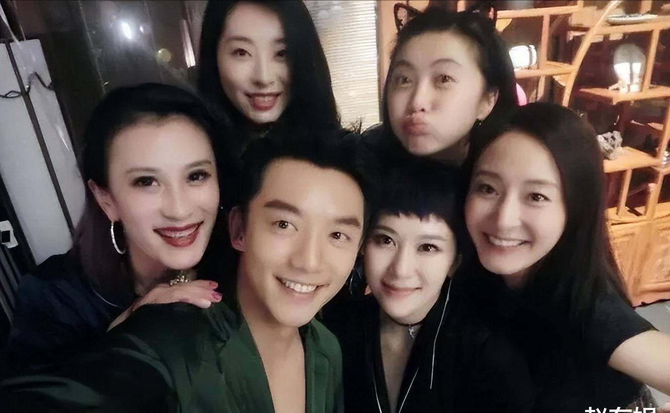 郑恺突陷嫖娼风波!