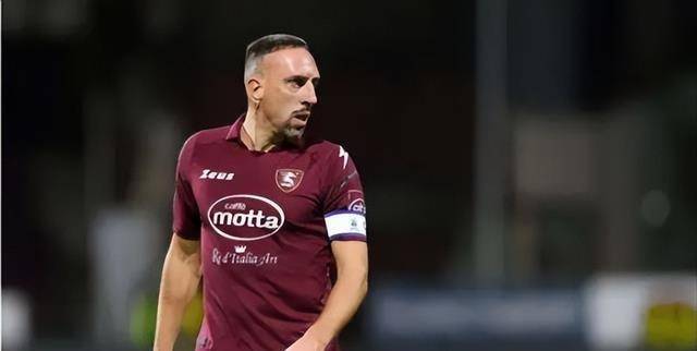 39岁里贝里正式宣布退役_拜仁_法国_夏天