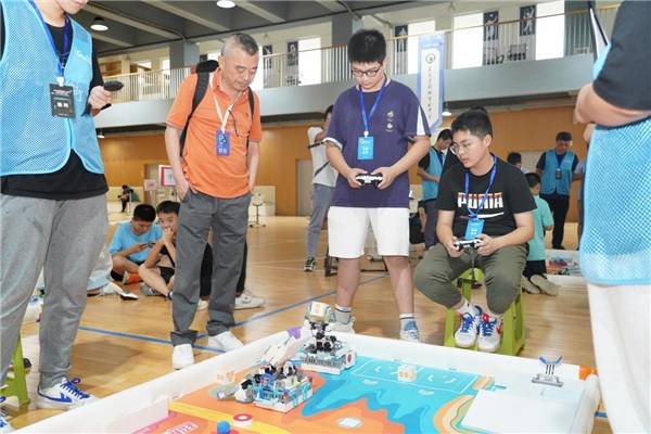 2023wrc青少年設計大賽上海城市選拔賽 robo genius 系列賽項火熱開賽